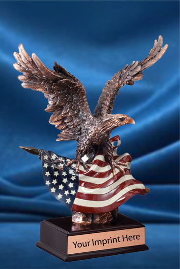 Picture of 6" Antique Metallic Gold Eagle Head Resin